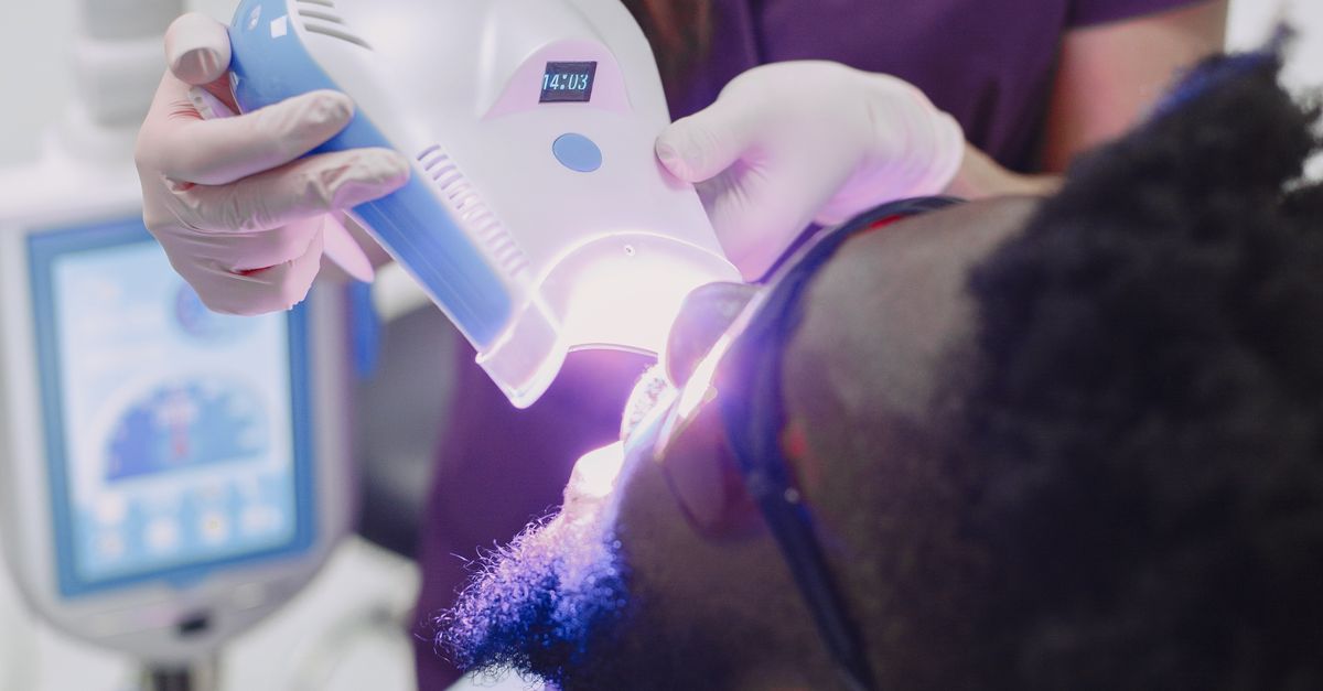 Recognising Early Symptoms of Gum Disease